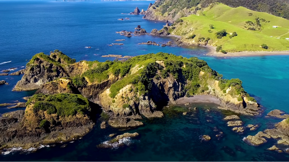 Top 20 Must-Visit Places in New Zealand: A Blend of History, Culture, and Gastronomy